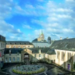 Bâtiment abritant le Musée de la Tapisserie de Bayeux retraçant l'histoire de la conquête de l'Angleterre de Guillaume le conquérant réalisé par son épouse Mathilde.